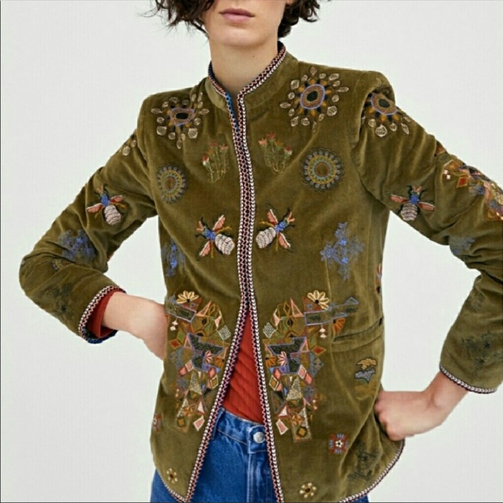 RARE! 😊 ZARA WOMAN Velvet Jacket